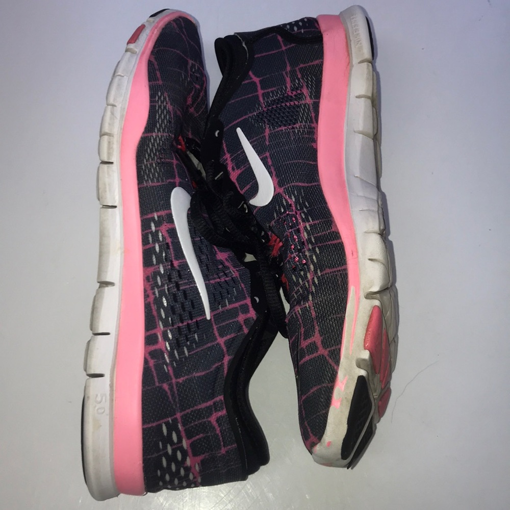 Black&Pink [Nike] Free Running Shoes